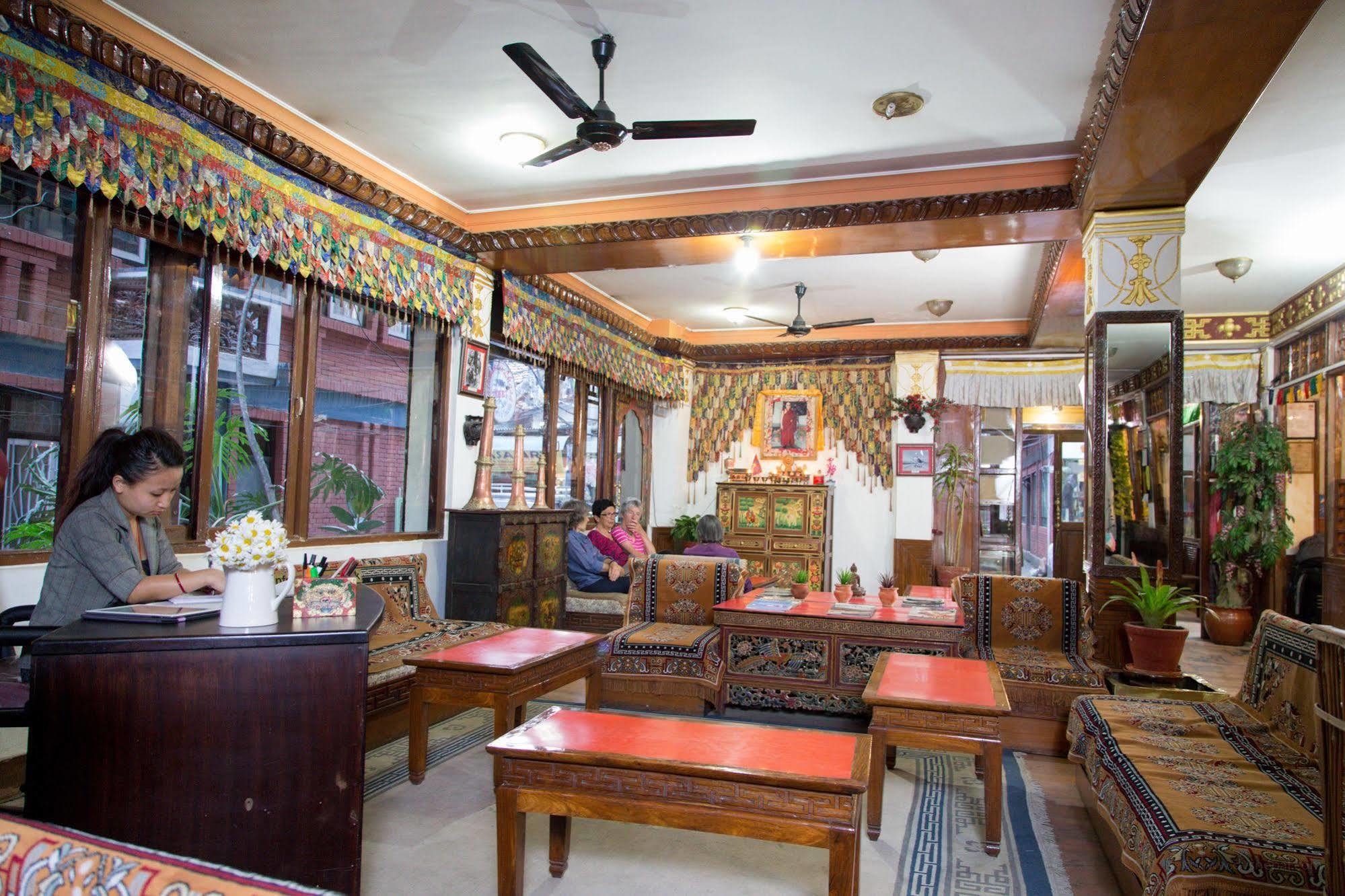 Hotel Utse Kathmandu Bagian luar foto